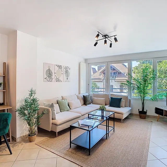 Appartement F4 de 93 m2 dans une résidence_Évian-les-Bains