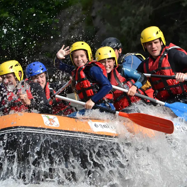 Rafting Indian canoraft