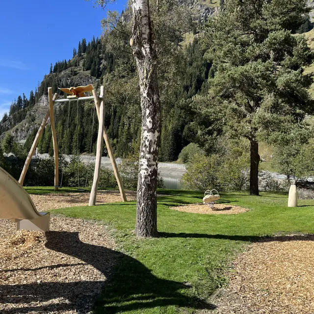 Place de jeux Fionnay