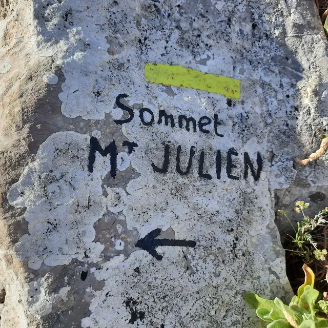 Randonnée nocturne - Sur les traces du loup sur le Mont Julien - En soirée_Cadolive