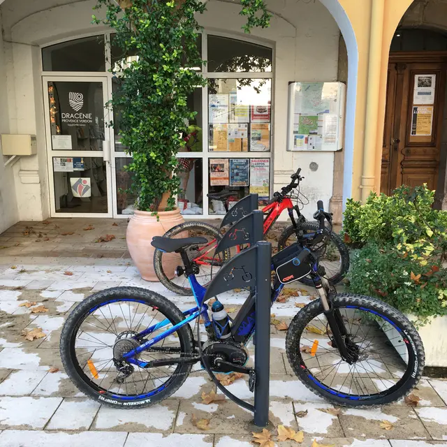 Point Info Tourisme de Salernes