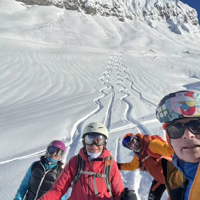 Flaine-Mountain-Philippe-Clerc-Sortie-Ski-Alpin-Hors-Piste