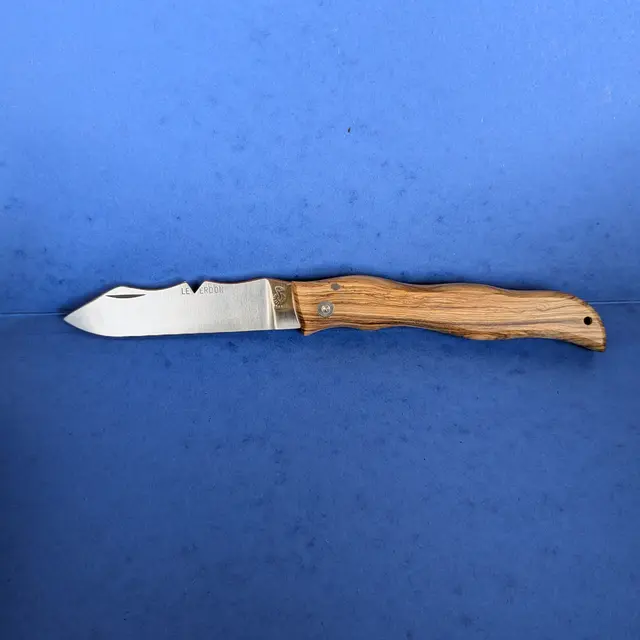 Couteau Le Verdon en olivier et acier inox