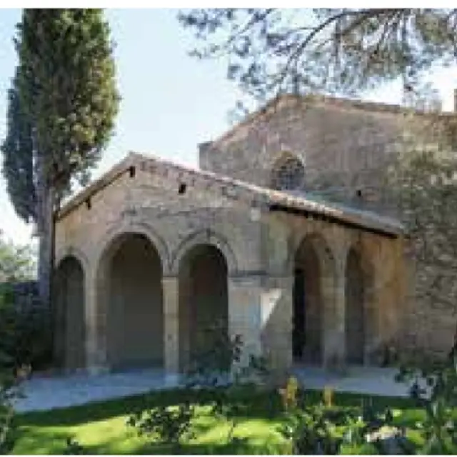 Un paysage, deux chappelles romanes et un pont exceptionnel_Cavaillon