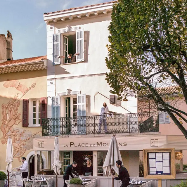La Place de Mougins