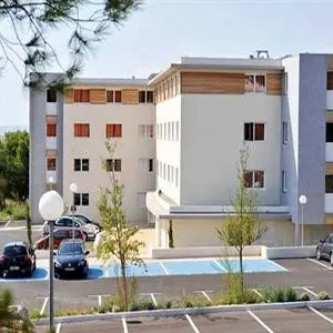 13RES000024_1_WEB.jpg