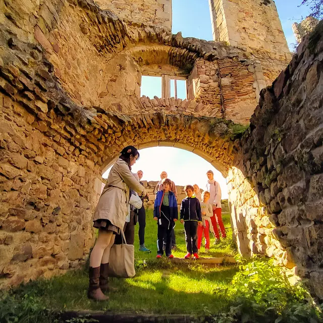 A l'assaut du château de Couzan