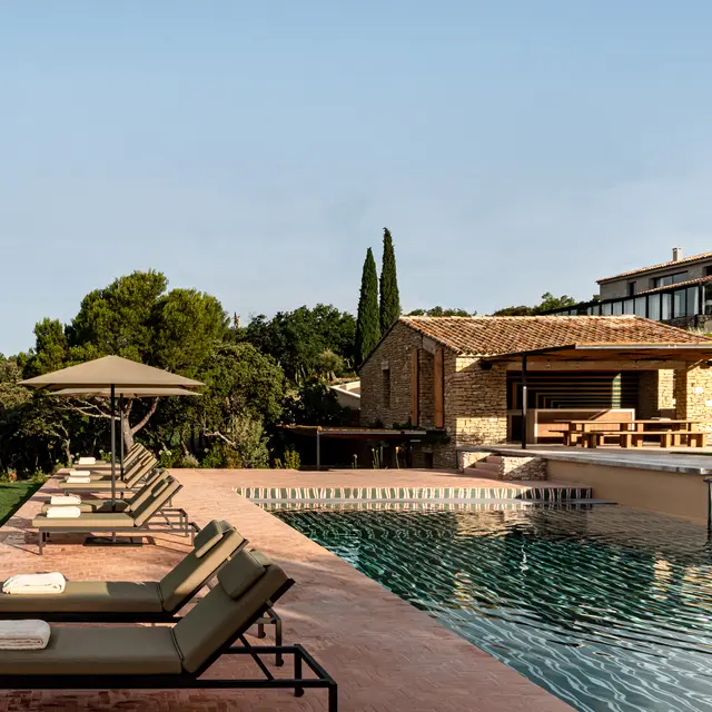 Piscine et pool house