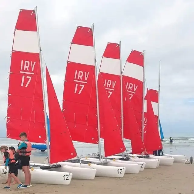 Cours de catamaran enfant