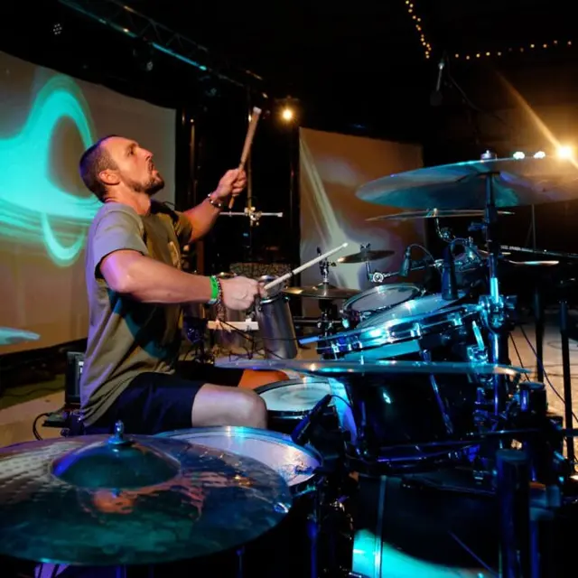 OvniS - Festival Improbable_La Gaude