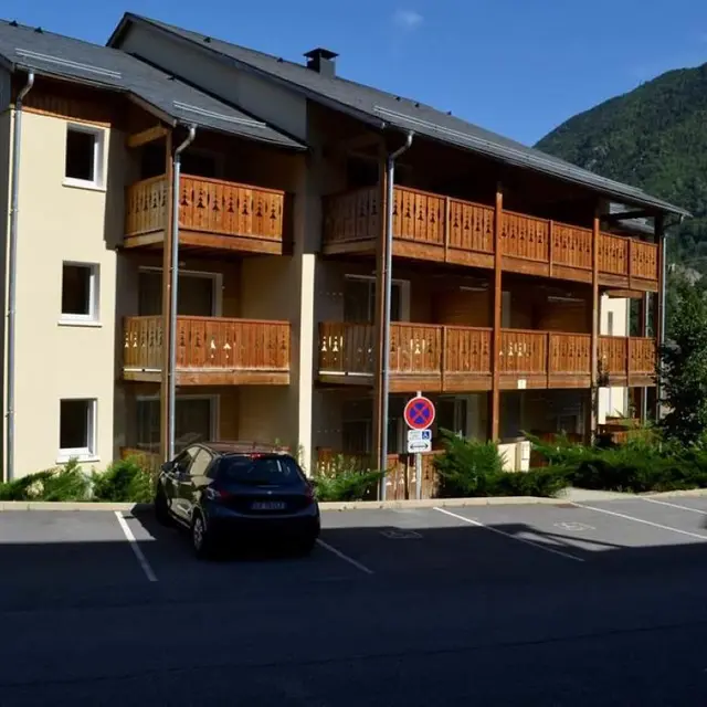 M Arnaud appart 6 pers à Ax Les Thermes