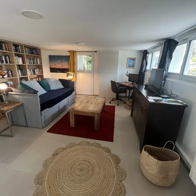 Séjour/coin nuit - Appartement dans maison n°120