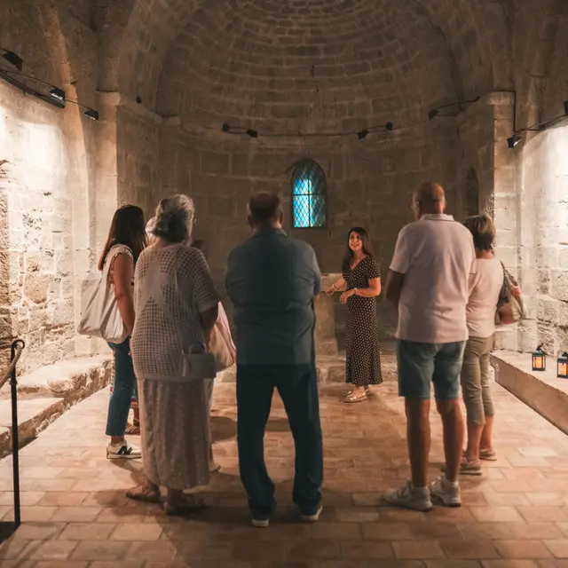 Nocturne médiévale : Roca Brunae à la lueur des lanternes_Roquebrune-sur-Argens