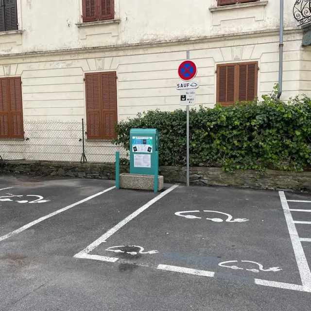 Bornes de recharge pour voitures électriques