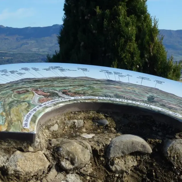 Village perché d'Upaix