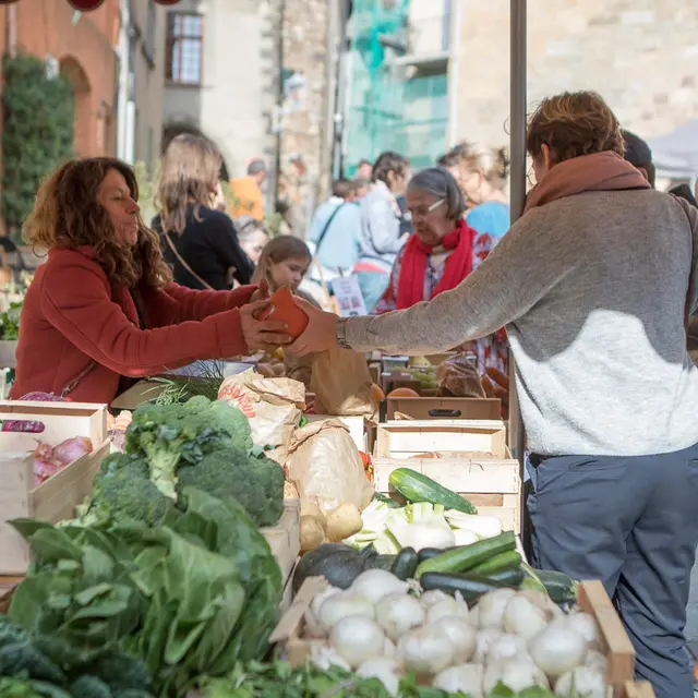 Marché bio grimaud