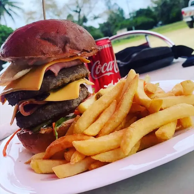 Plat au snack le Broussard