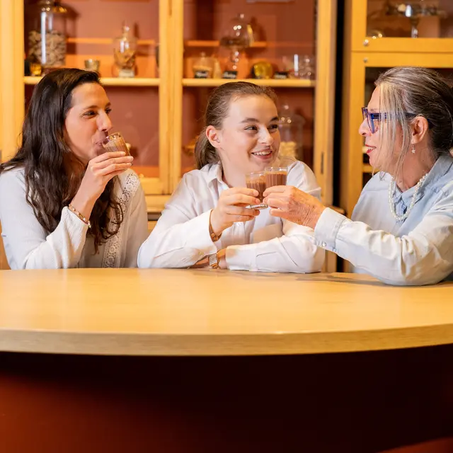 Un délicieux chocolat chaud - Cité du chocolat Valrhona_Tain-l'Hermitage