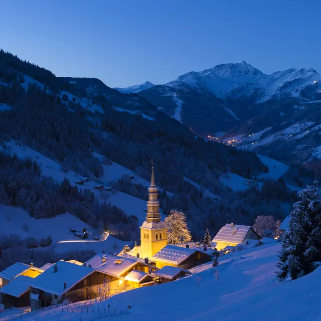 village-hauteluce-hiver-huit
