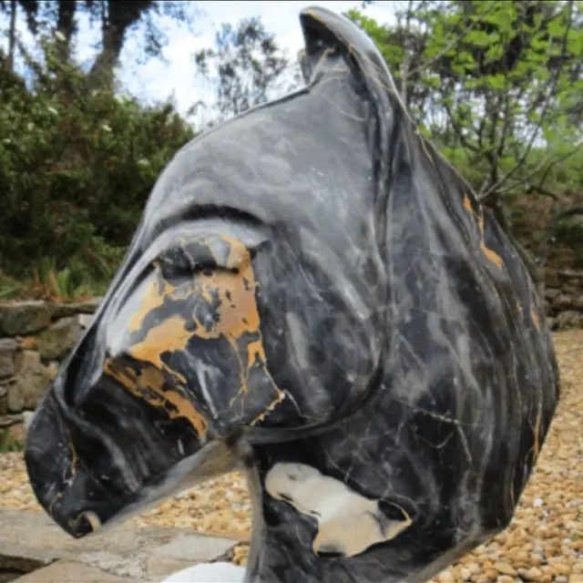 Exposition : l'étoile du sud et bestiaire en marbre_La Croix-Valmer