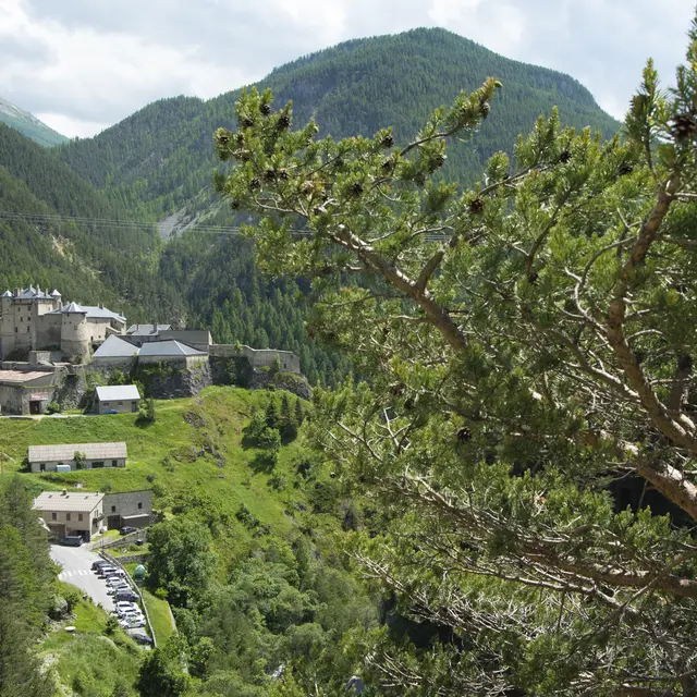 Le lac émeraude en gravel_Arvieux