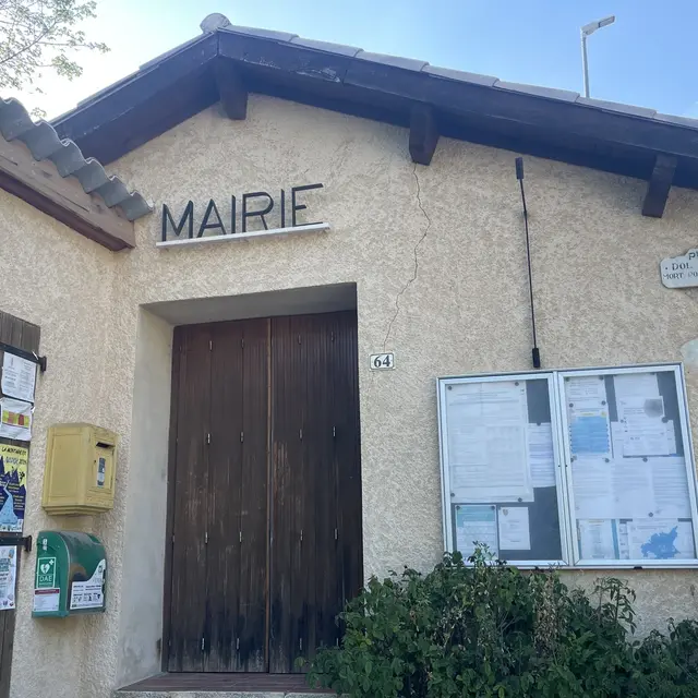 Mairie d'Angles_Angles