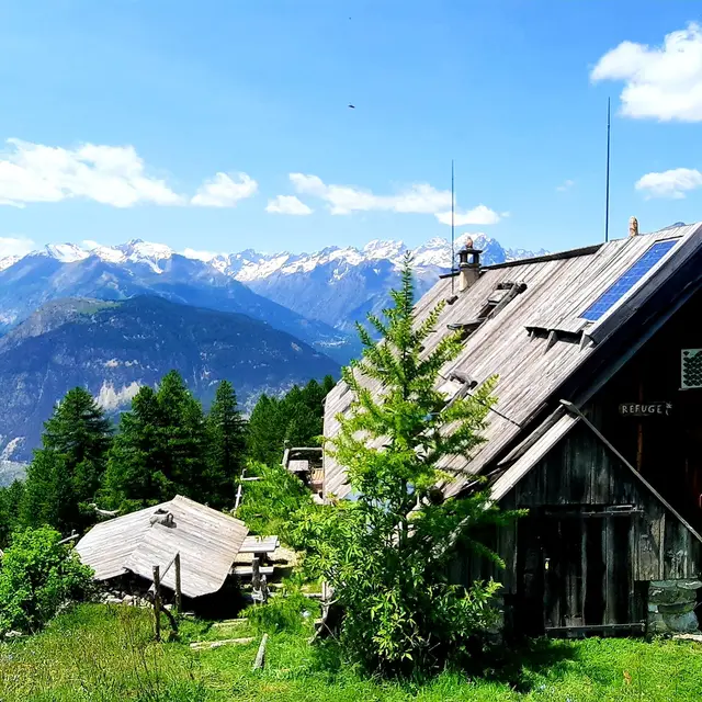 Refuge de l'Oriol_Saint-Martin-de-Queyrières