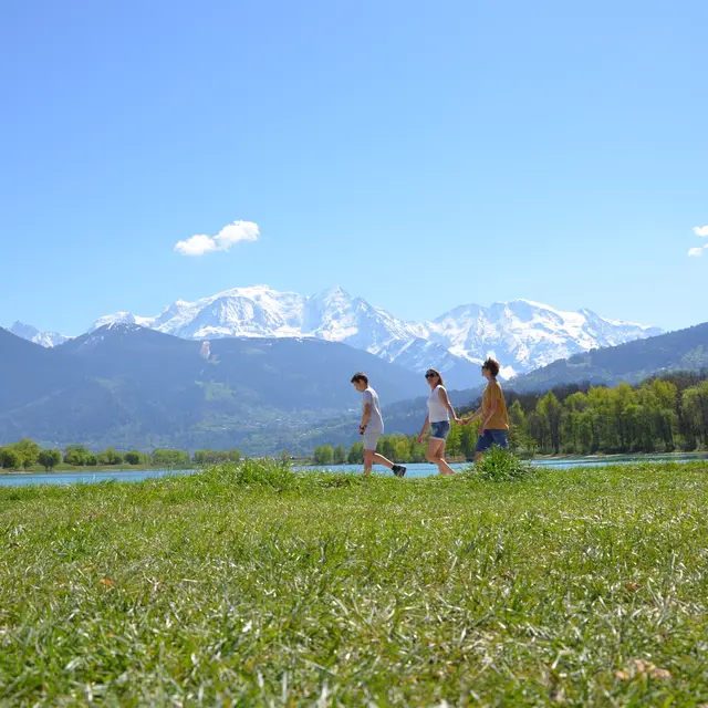 Lac de Passy côté plage