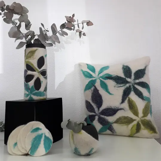 Créations d'objets textiles en feutre