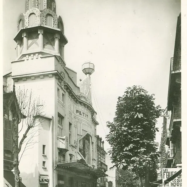 Le Petit Casino et rue du maréchal Foch