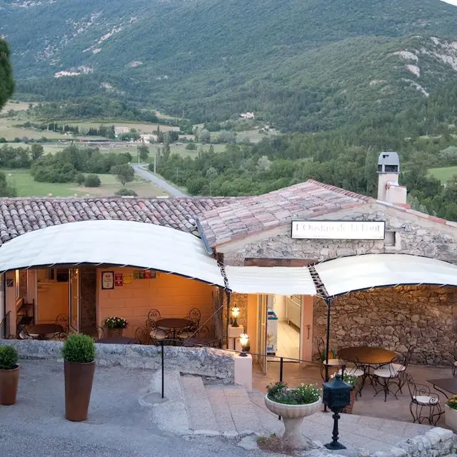 HOTEL L'OUSTAU DE LA FONT