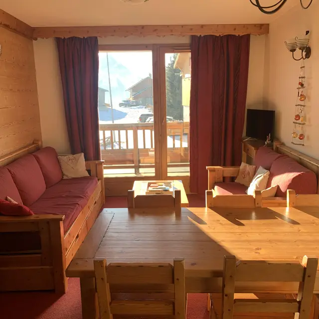 Résidence Ecrin des Sybelles, piscine et garage_La Toussuire
