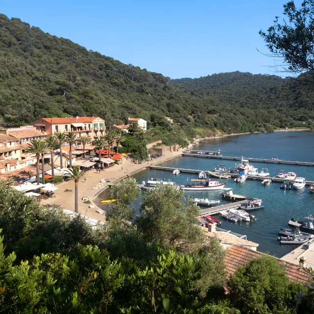 Le port de Port-Cros à Hyères