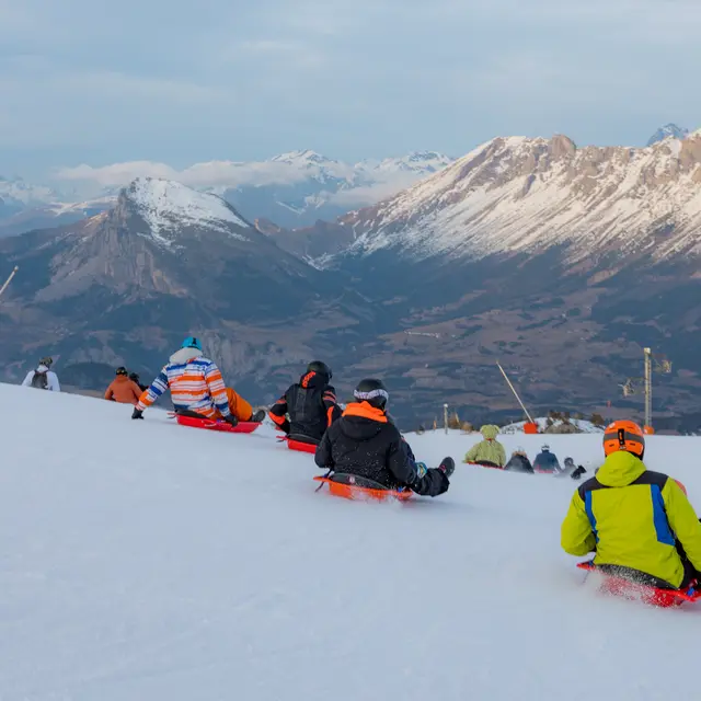 Taille ta courbe - Course de luge à Superdévoluy_Superdévoluy