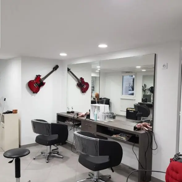 NES coiffure