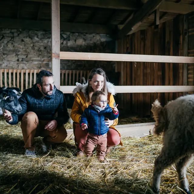 Vivez ma vie à la ferme et profitez d’une nuit en cabane design._Augerolles