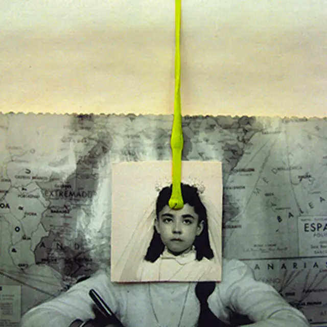 Omar Rodriguez-Sanmartín, Isabelita 1956 (détail), 2010. Collage sur photo photographiée, 21 x 29,7 cm.