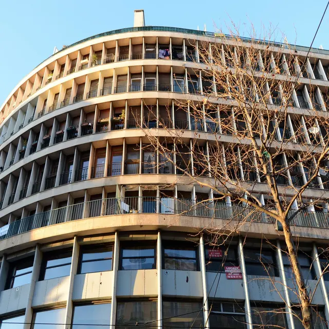 Location saisonniere Building Canebière.jpg