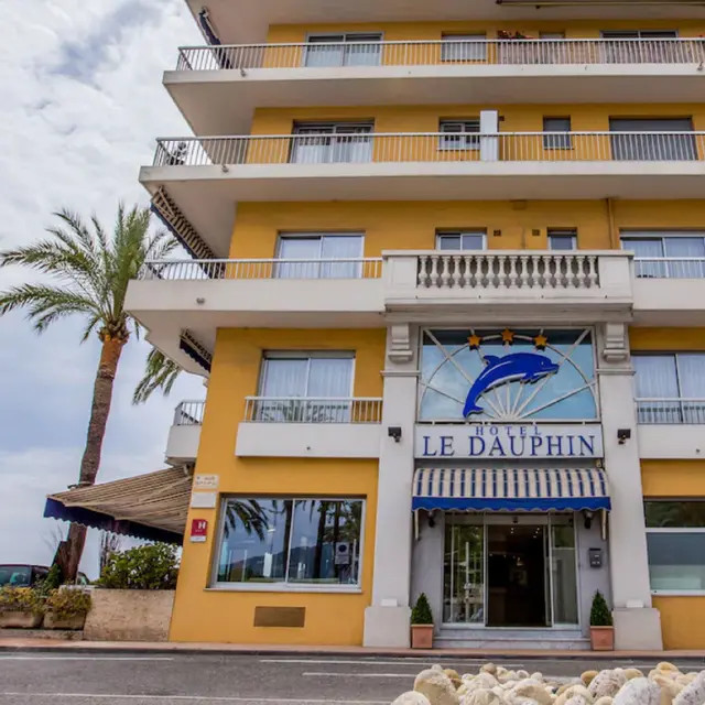 Hôtel le Dauphin