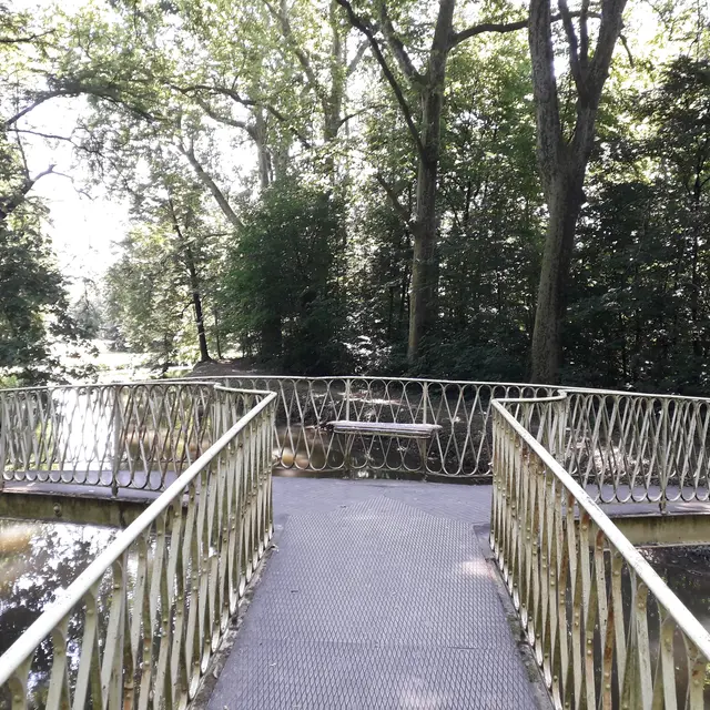 Pont à trois branches