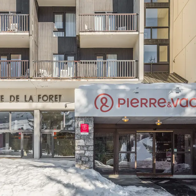 Residence-Le-Foret-Devanture