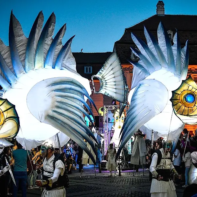 Spectacle de rue « ABYSSES, l’odyssée des mers » par de la Cie Remue-Ménage_Saint-Tropez