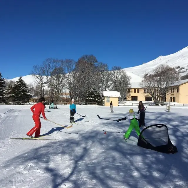 Ski hockey à Arsine