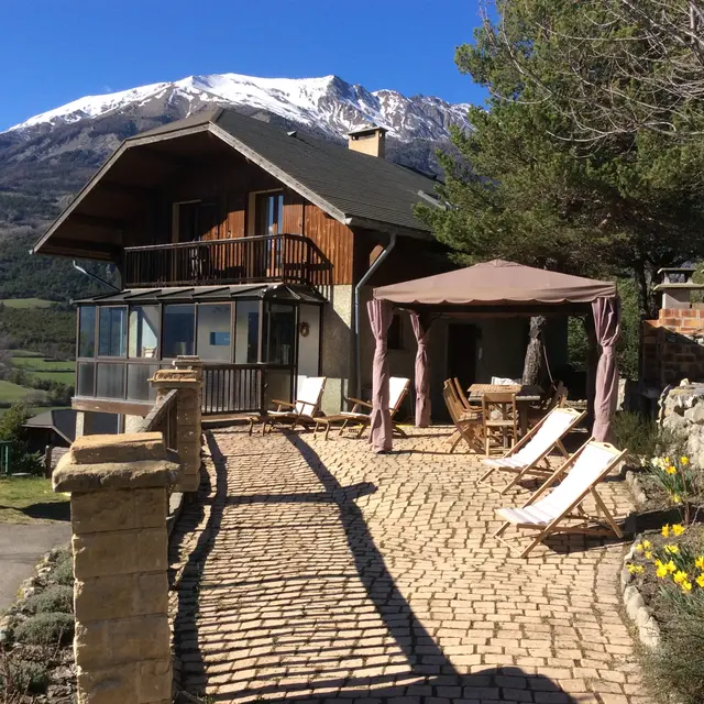 Spacieux chalet avec vue panoramique - Location de vacances proche du Sauze