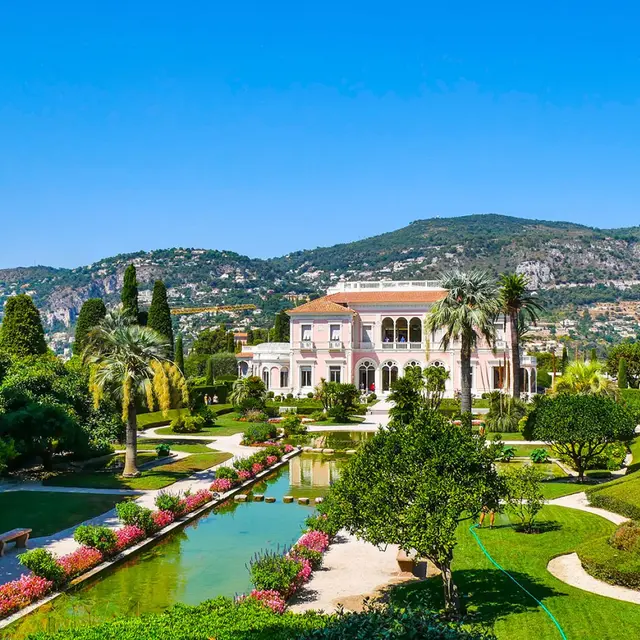 Excursion en bus pour la Fête de la Rose à la Villa Ephrussi de Rothschild_Roquebrune-sur-Argens