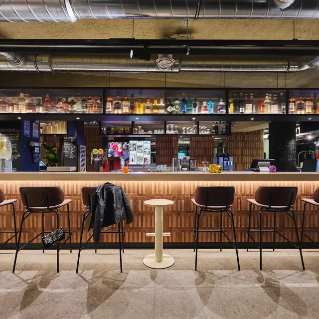 Moxy Annecy
