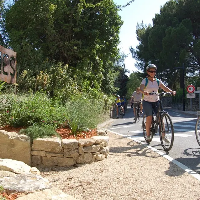 Liaison Isle sur la Sorgue - Lagnes - Robion