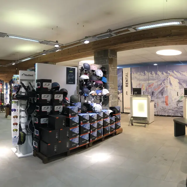 Magasin de sports Perrillat sports Intersport
