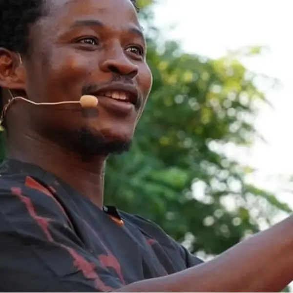 Sous l'arbre à Palabres_Marseille