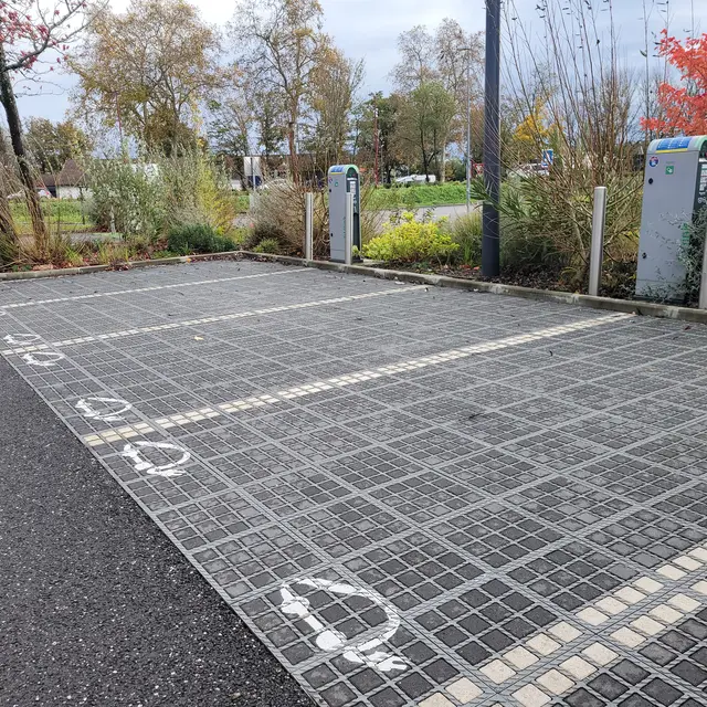 Borne de recharge électrique - LIDL_Castelsarrasin